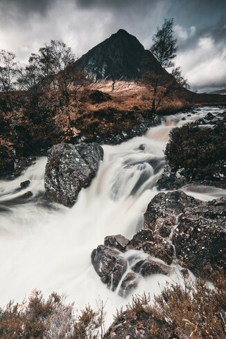 Buachaille Etive Mor in Glencoe, Scotland.

Autumn has well and truly arrived here. Stunning!
