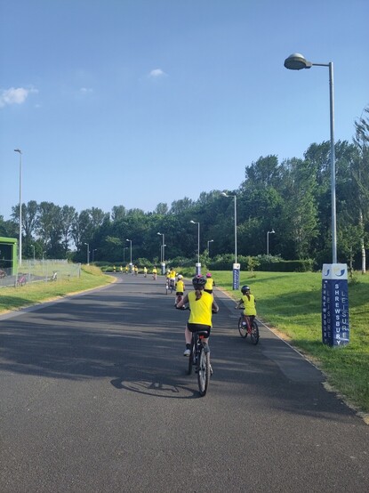 Local #Brownies from #Shropshire riding their bikes