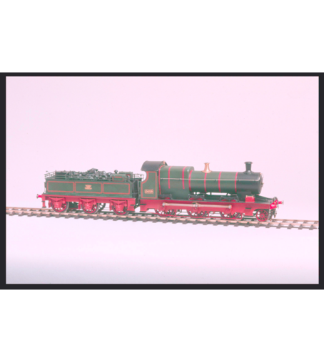 7mm (O scale) model of a GWR Aberdare Class 2-6-0 locomotive (number 2659), built by Brian Powell.